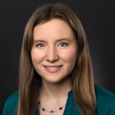 Amy_Heineke_Headshot_17L3512_SQ1_Web